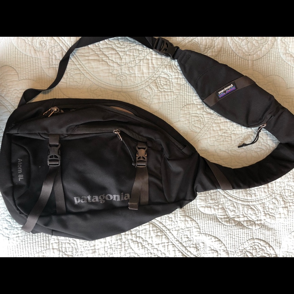Patagonia black atom sling bag backpack